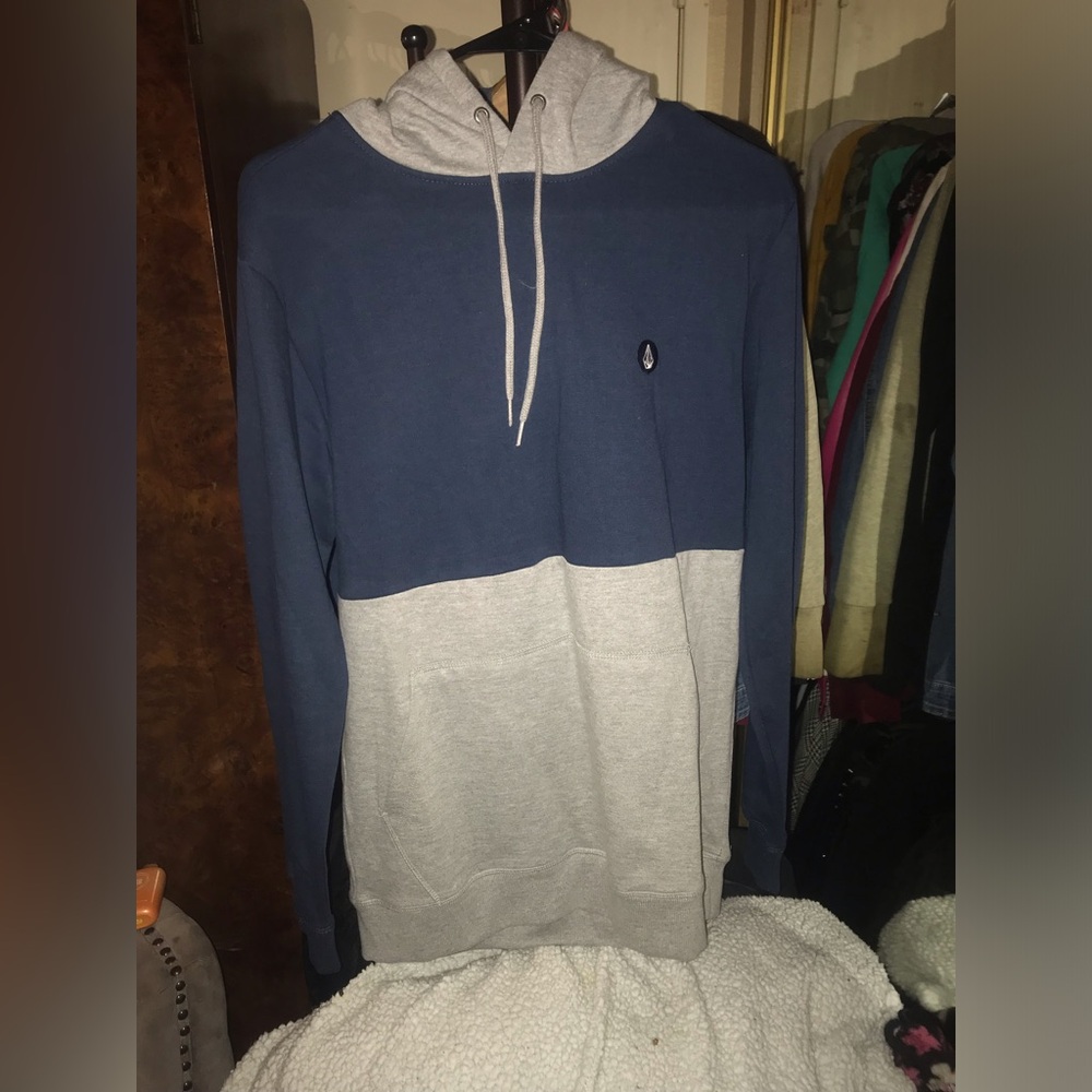 Mens “Volcom” Pull-Over Hoodie
